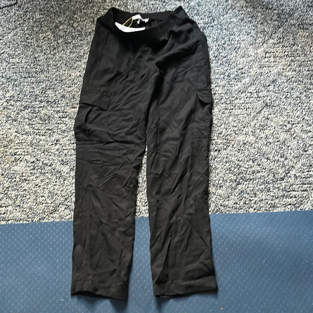 REDUCED!!NWT  woman’s jogger by BCBG  size Xsmall